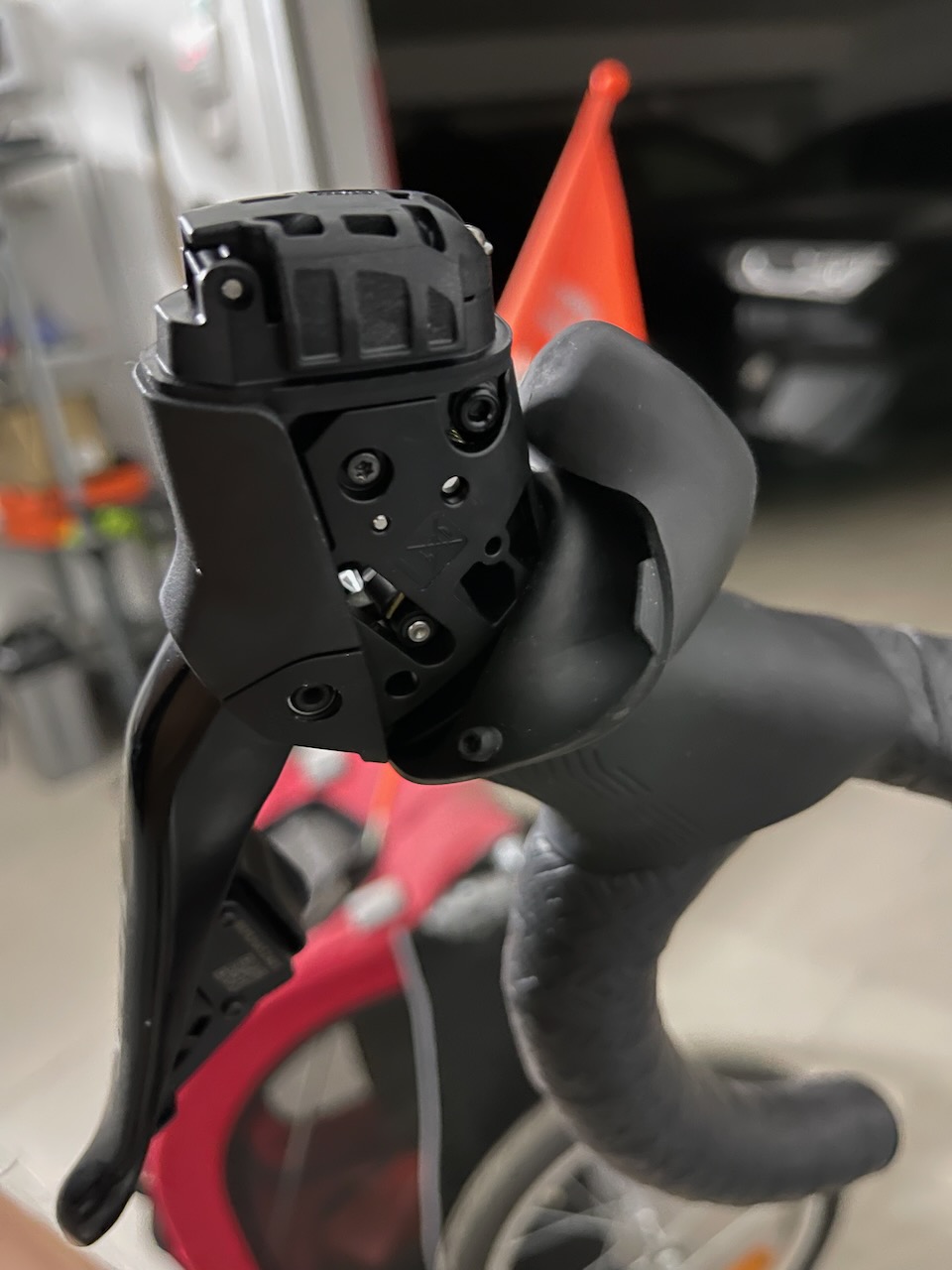Update the firmware on 12-speed Hydraulic Shift levers